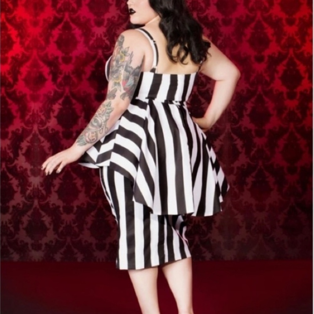 Black and White Striped Peplum Midi Dress - Picture 13 of 13